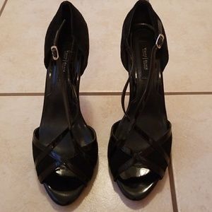 White House Black Market Stiletto Shoe